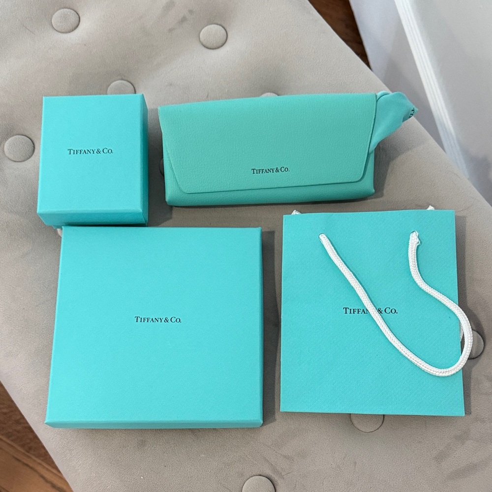 Tiffany & Co. Signature Tiffany Blue Gift Boxes and Eyewear Case